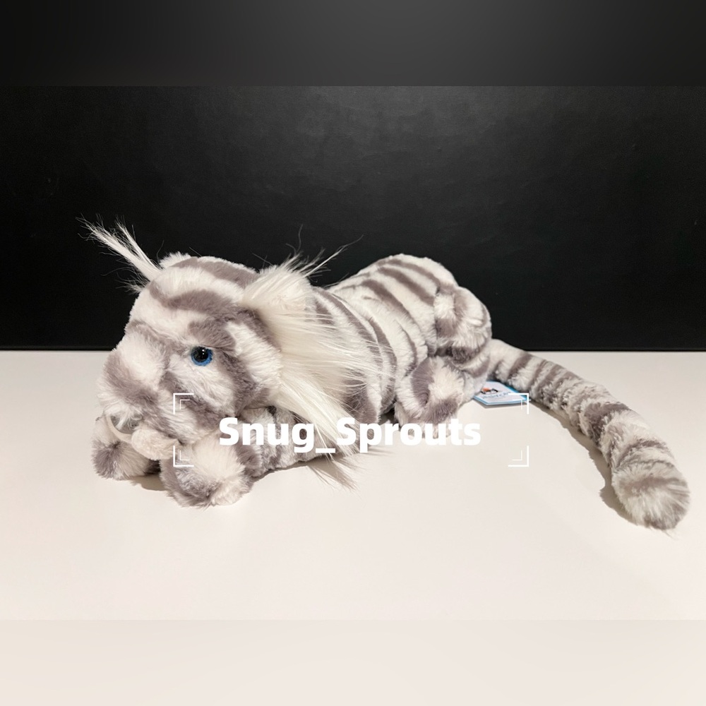 AUTHENTIC‼️NWT Jellycat Little Sacha Snow Tiger 14" - HTF - FAST SHIPPING